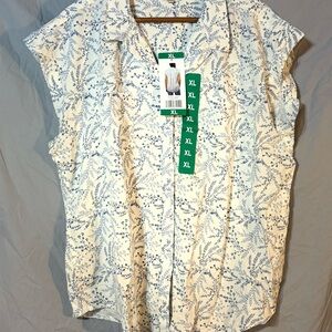 JACHS Girlfriend Light Green Striped Casual Shirt